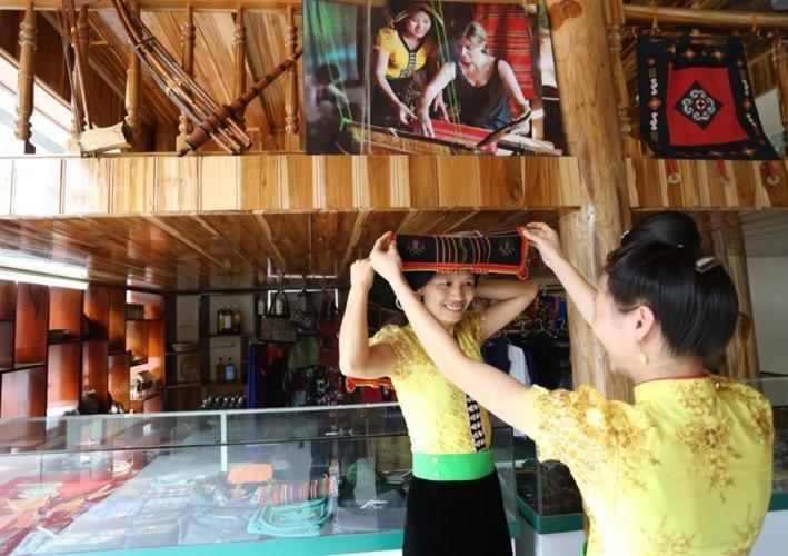 Agri Hotel Diện Biên Phủ Buitenkant foto